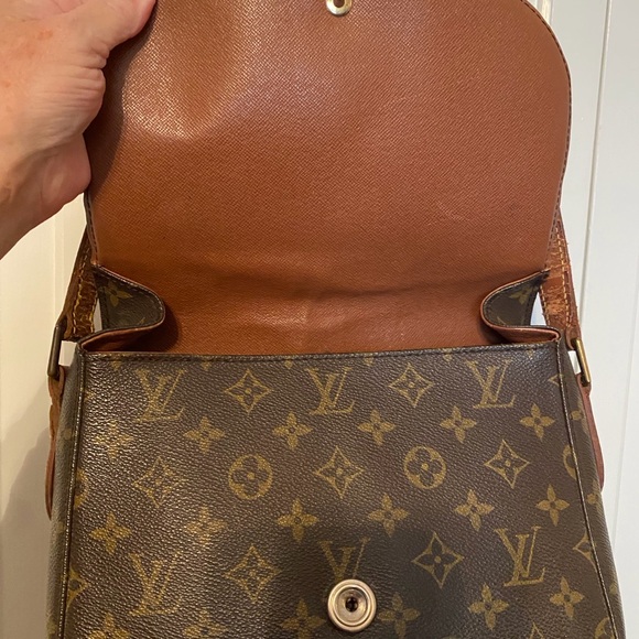 Louis Vuitton Classic Monogram Crossbody Bag - Picture 4 of 16